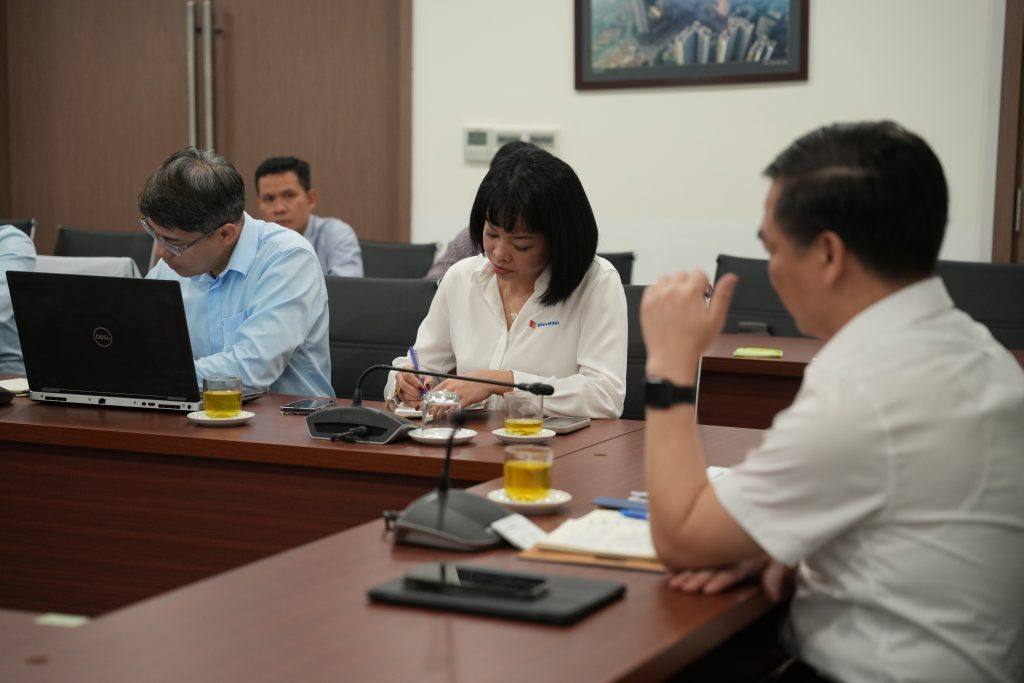 : CÔNG TY BÌNH MINH ĐỒNG HÀNH CÙNG SỞ XÂY DỰNG HÀ NỘI THÚC ĐẨY CÔNG NGHỆ TÁI CHẾ RÁC THẢI XÂY DỰNG